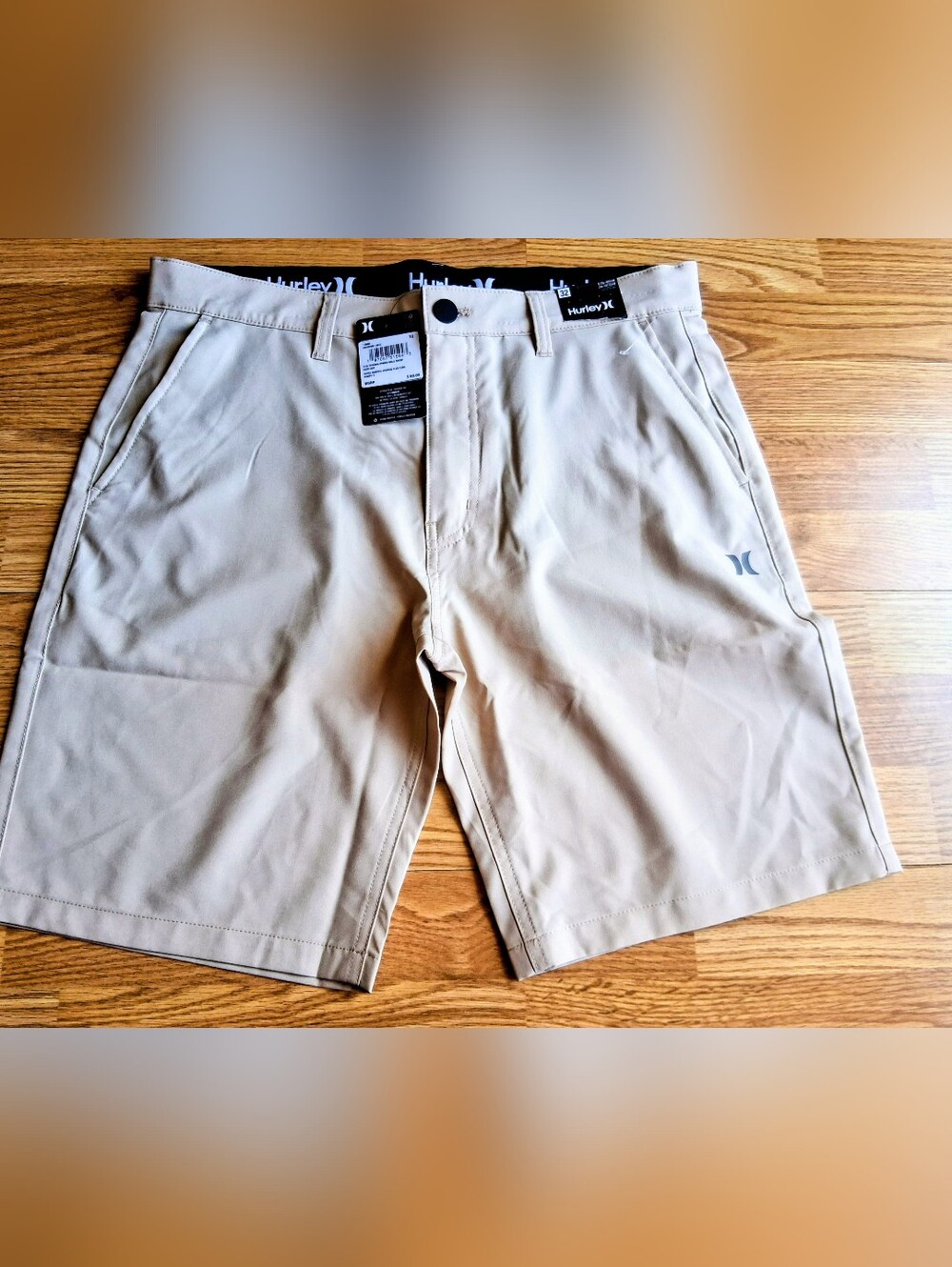 Hurley NWT Hybrid Walk Shorts, Tan Sz 32 MSRP $60